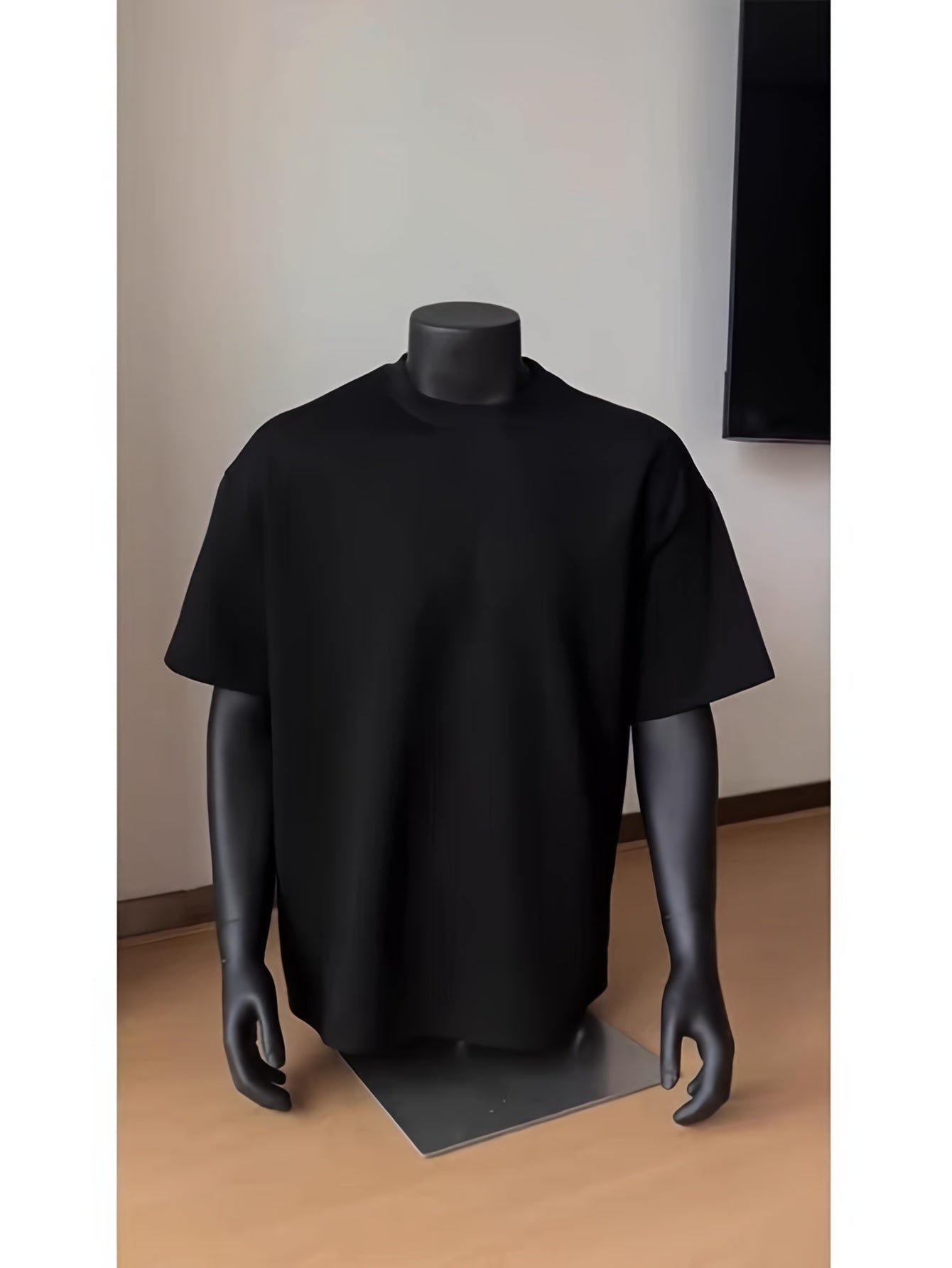 1pc Men'S Cotton T-Shirt with Bold Leaf Print - Black Casual Short Sleeve Tee, Regular Fit, Stretch Fabric, Comfortable for Casual Attire, All-Season Wear, Everyday Tshirt | Bold Graphic Tee | Cotton Tshirt