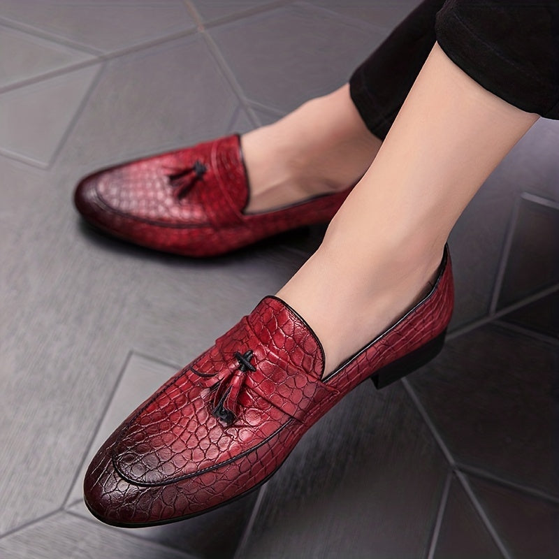 Fashionable Tassel Loafers, Slip-On Dress Shoes, Pointed Toe Business Casual Footwear, Rubber Sole, Versatile for All Seasons, England-Inspired Design