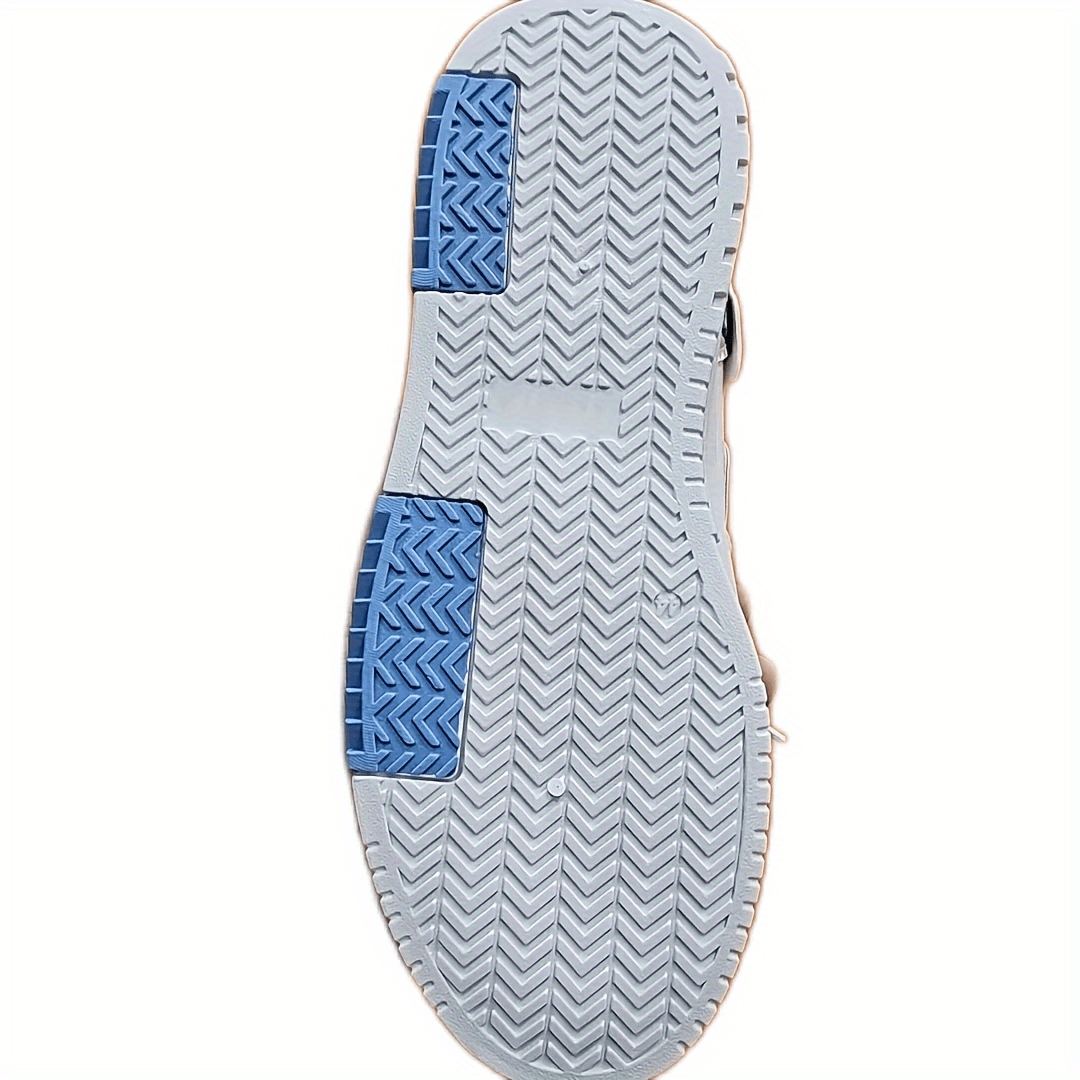 Mens Trendy Patchwork Skate Shoes - Superior Grip, Ventilated Comfort - Secure Lace-up Sneakers for Everyday Style